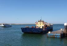 Boats to the Islands