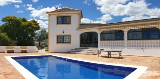 Villa on the Hills