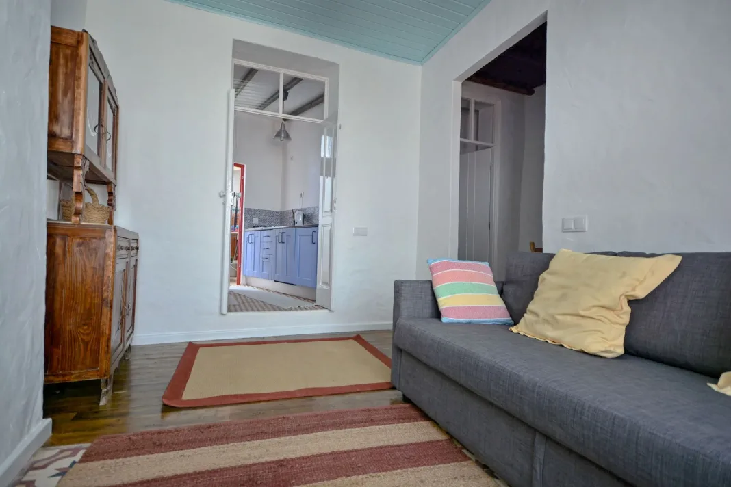 traditional-house-faro-accomodation-02