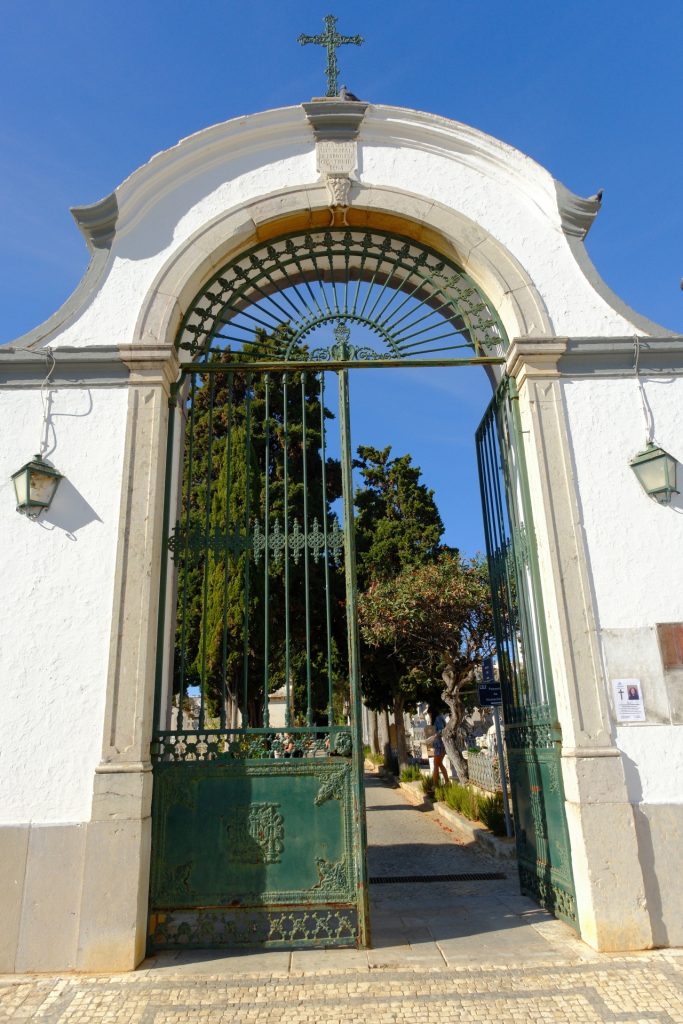 Main gate of Faro's Cemetery